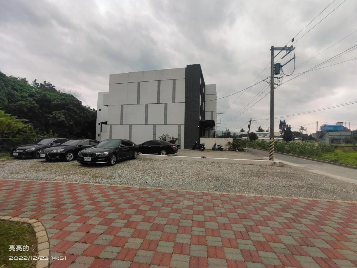 花蓮法蘿拉電梯田園民宿附設私人停車場 Ji'an Εξωτερικό φωτογραφία